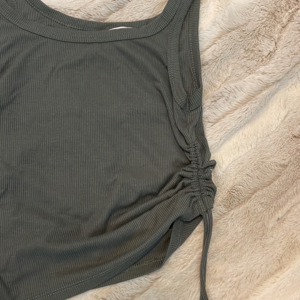 Princess Polly Ribber Green Top - Picture 2 of 5